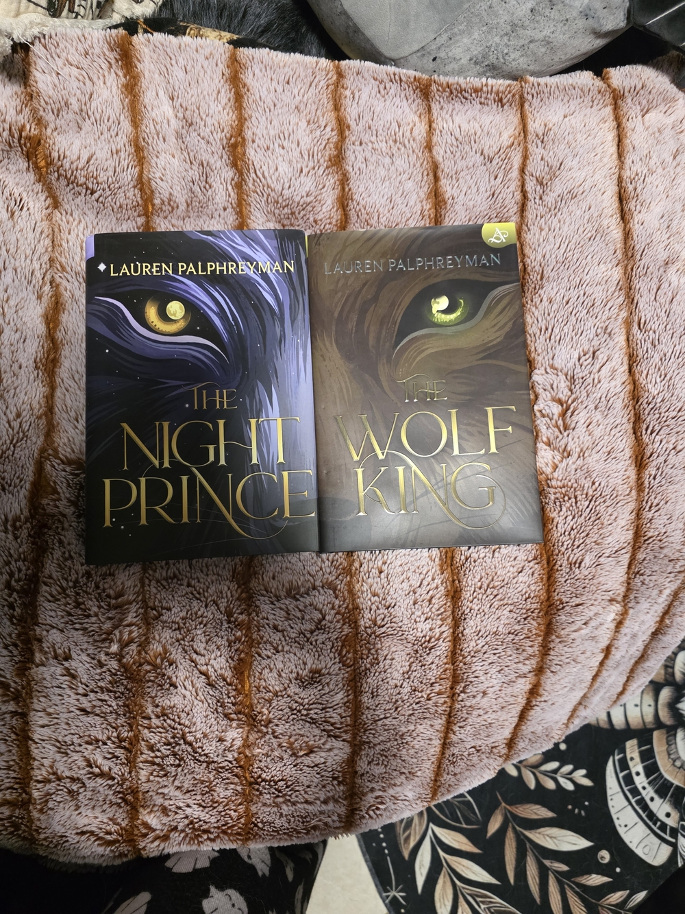 Allurial Wolf King And Night Prince